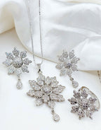 Adorable Floral Design Silver Locket Set with Earrings & Ring